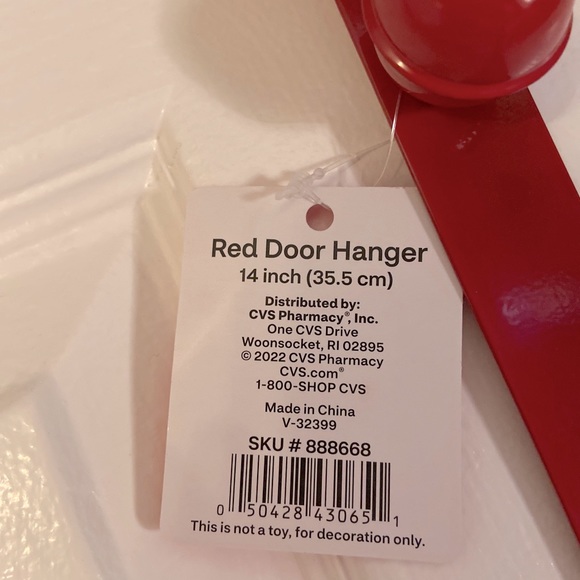 Merry Brite 14 Inch Red Christmas Wreath Hanger Over Door Jingle Bells New! - Picture 2 of 3